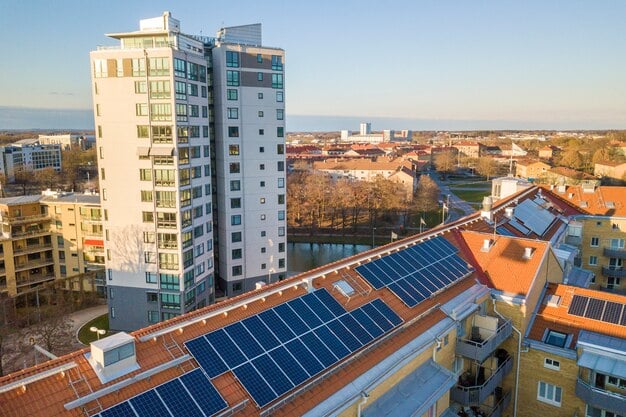 paneles solares en tejado